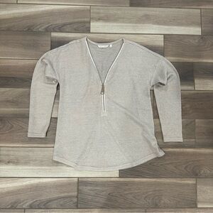 Long Sleeve Top with Zipper Detail